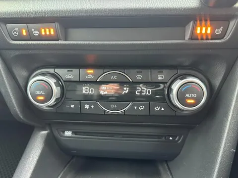 Mazda Axela Sport