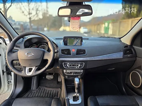 Renault SM3