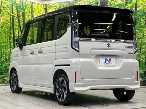 Suzuki Spacia Custom