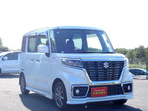 Suzuki Spacia Custom