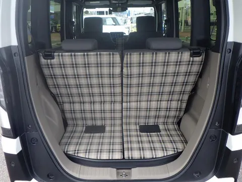 Honda N-BOX Joy