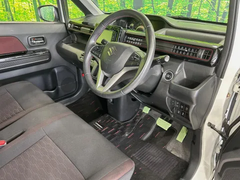 Suzuki Wagon R Stingray