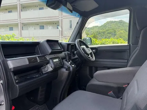 Honda N-VAN Plus Style