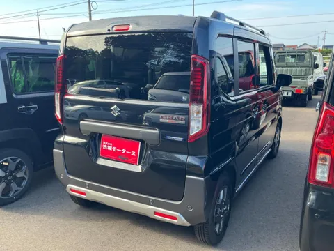 Suzuki Spacia Gear