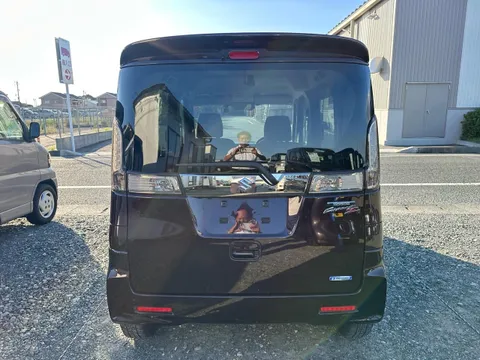 Suzuki Spacia Custom Z
