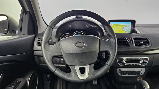 Renault SM3