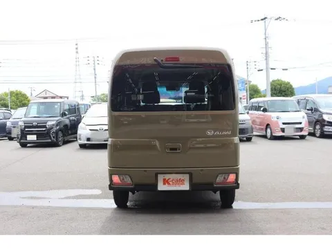 Daihatsu Atrai