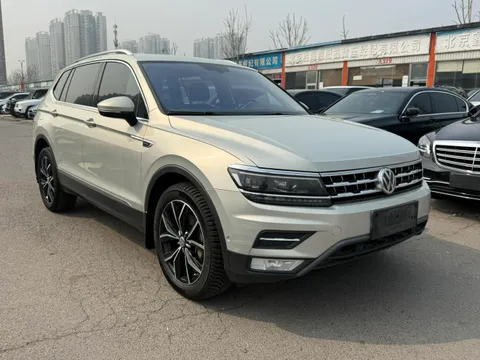 Volkswagen Tiguan L