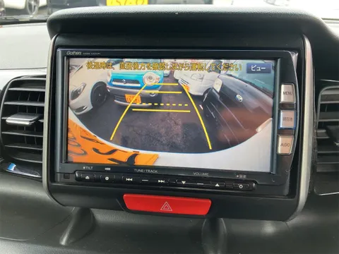 Honda N-BOX Custom