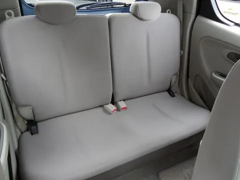Subaru R2