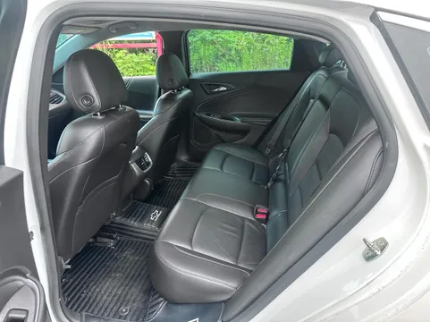 Chevrolet Malibu XL