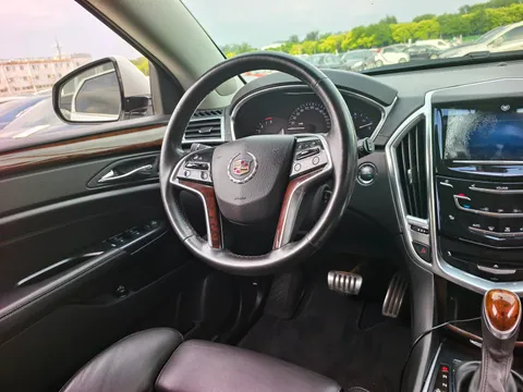 Cadillac SRX
