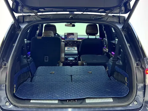 Lincoln Aviator