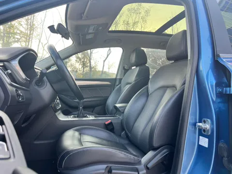 Roewe RX5