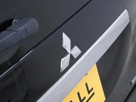 Mitsubishi eK X