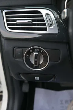 Mercedes-Benz Mercedes-Benz CLS