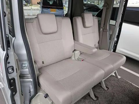 Nissan Clipper Rio