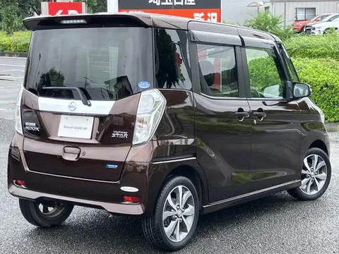 Nissan Dayz Roox