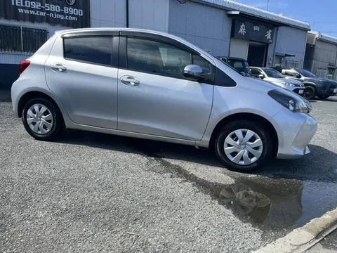 Toyota Yaris (Vitz)