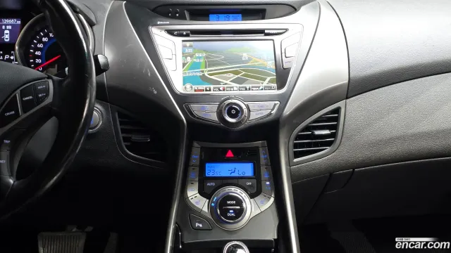 Hyundai Elantra (Avante)