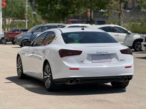 Maserati Ghibli