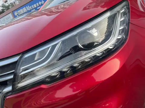 Roewe RX3