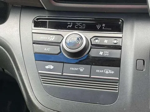 Honda Freed Plus
