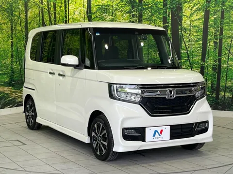 Honda N-BOX Custom