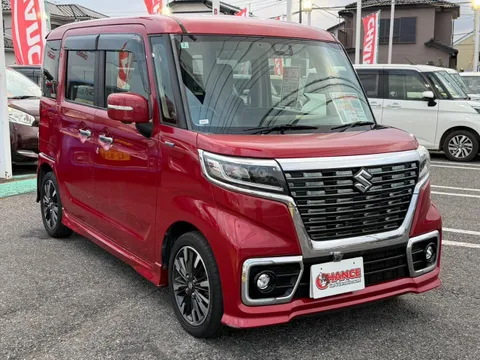 Suzuki Spacia