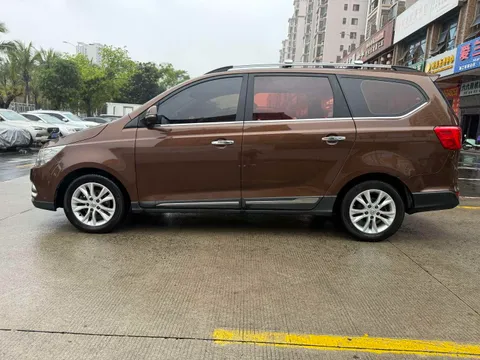 Baojun 730