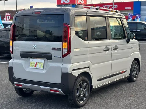 Suzuki Spacia Gear