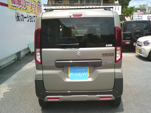 Suzuki Spacia Gear