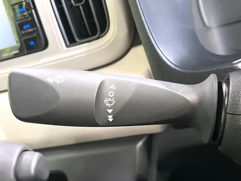 Daihatsu Mira Tocot