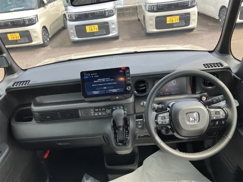Honda N-BOX Joy