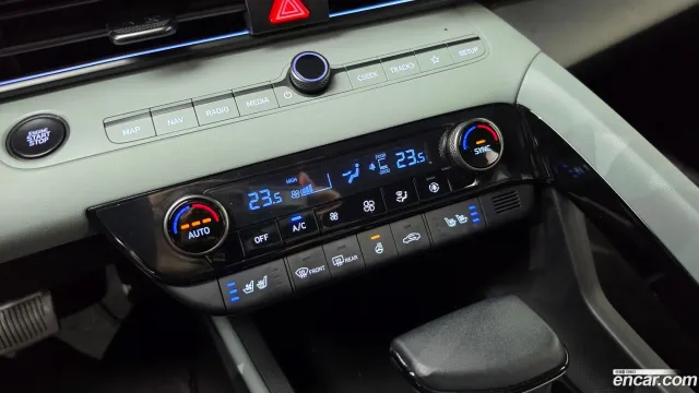Hyundai Elantra (Avante)