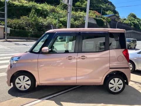 Mitsubishi eK Space