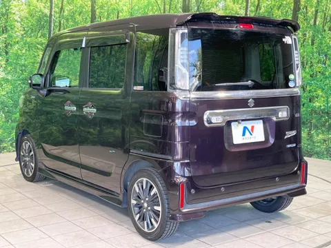Suzuki Spacia Custom