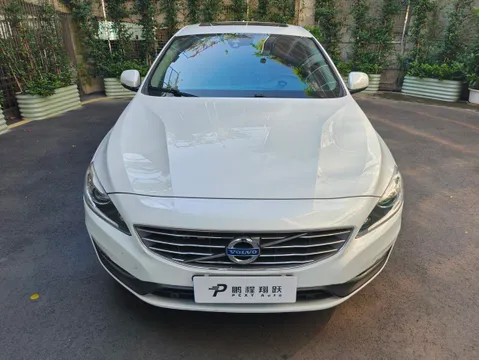 Volvo S60
