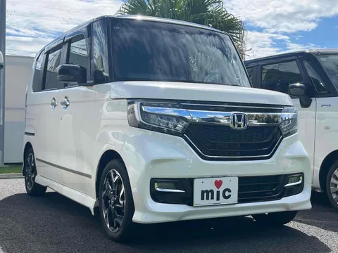 Honda N-BOX Custom