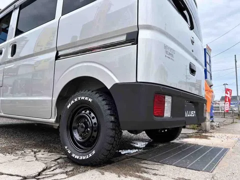 Nissan Clipper