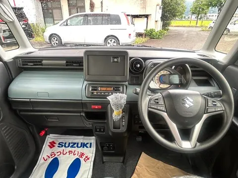 Suzuki Spacia Base