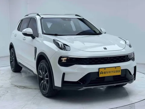Lynk & Co 01