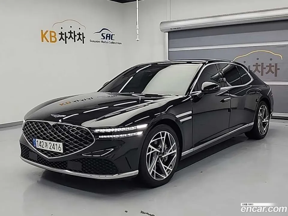 Genesis G90