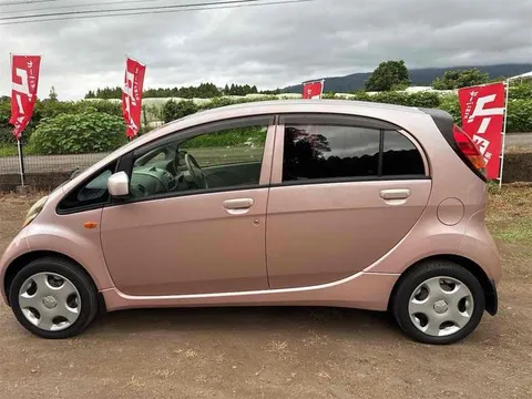 Mitsubishi I