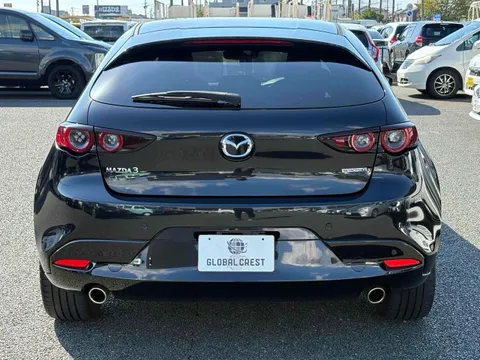 Mazda MAZDA3 Fastback