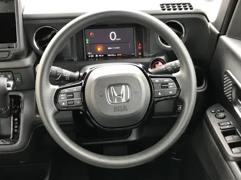 Honda N-BOX Custom