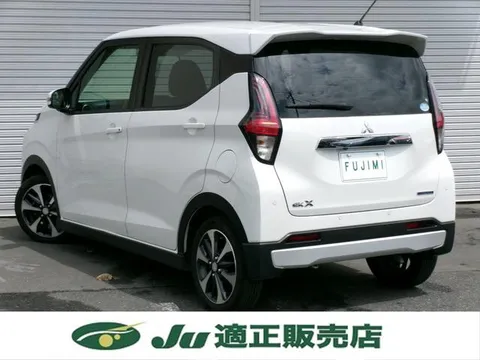 Mitsubishi eK X