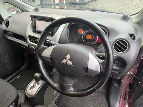 Mitsubishi I