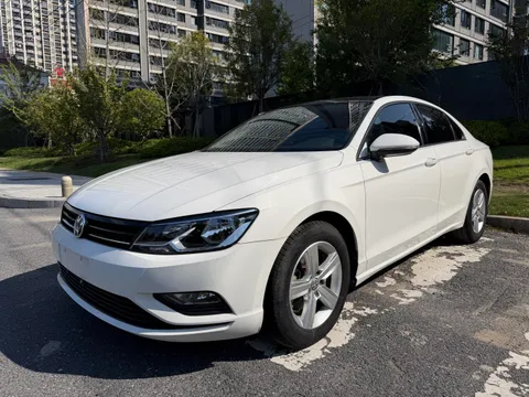 Volkswagen Lamando