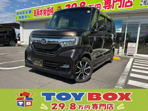 Honda N-BOX Custom